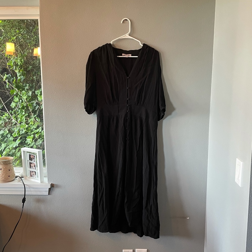 Chelsea28 black midi dress